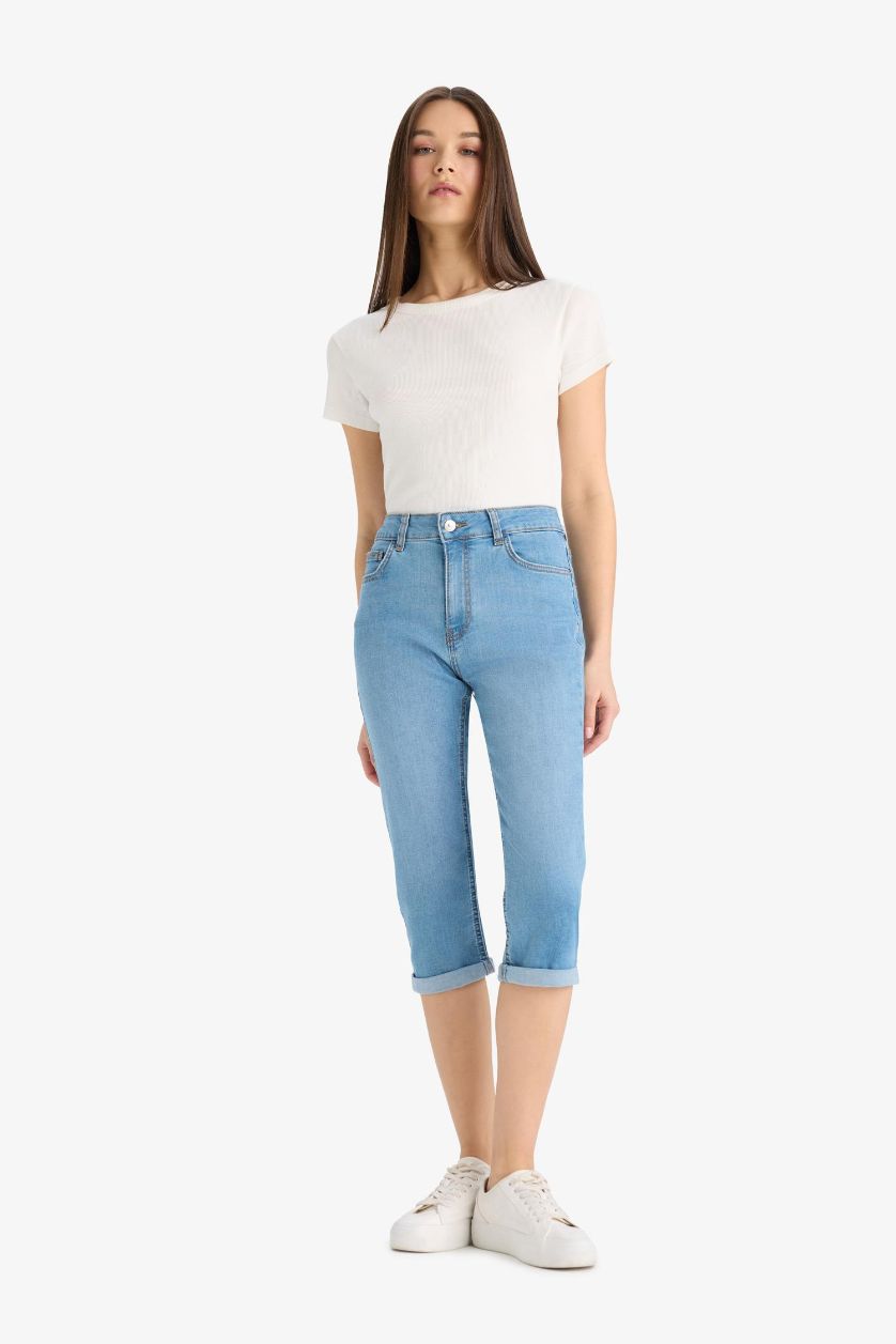 WOMAN Light Blue Normal Waist Denim Capri