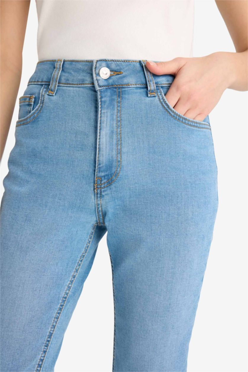 WOMAN Light Blue Normal Waist Denim Capri