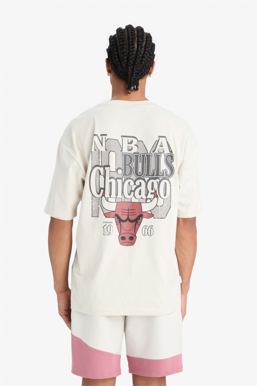 Erkek Açık Bej NBA Chicago Bulls Oversize Geniş Kalıp Bisiklet Yaka Sırt Baskılı Kısa Kollu Tişört