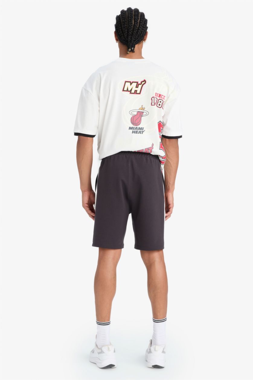 Erkek Antrasit NBA Mıamı Heat Standart Fıt Kısa Paça Şort