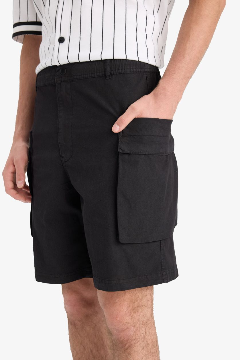 Erkek Siyah Relax Fit Kargo Cepli Bermuda Şort