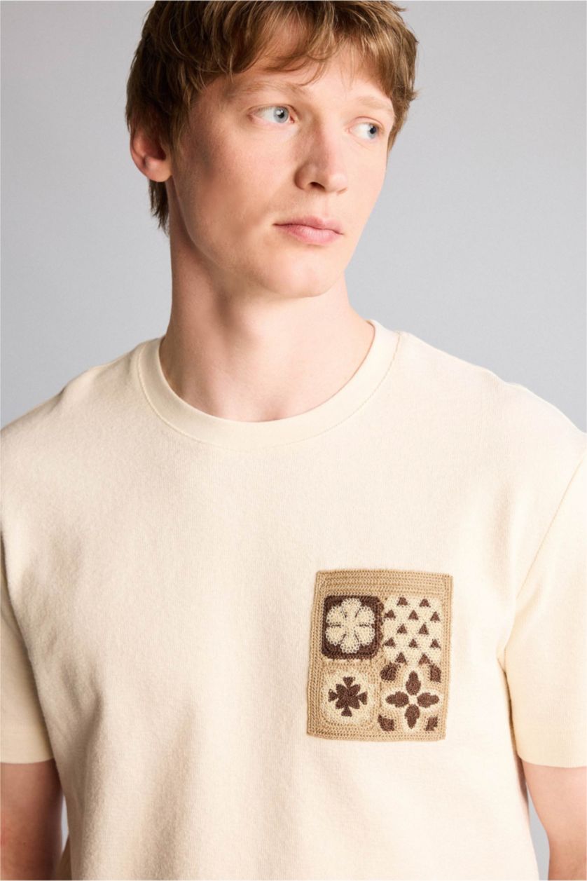 Erkek Kırık Beyaz Regular Fıt Bisiklet Yaka Kısa Kollu Tişört