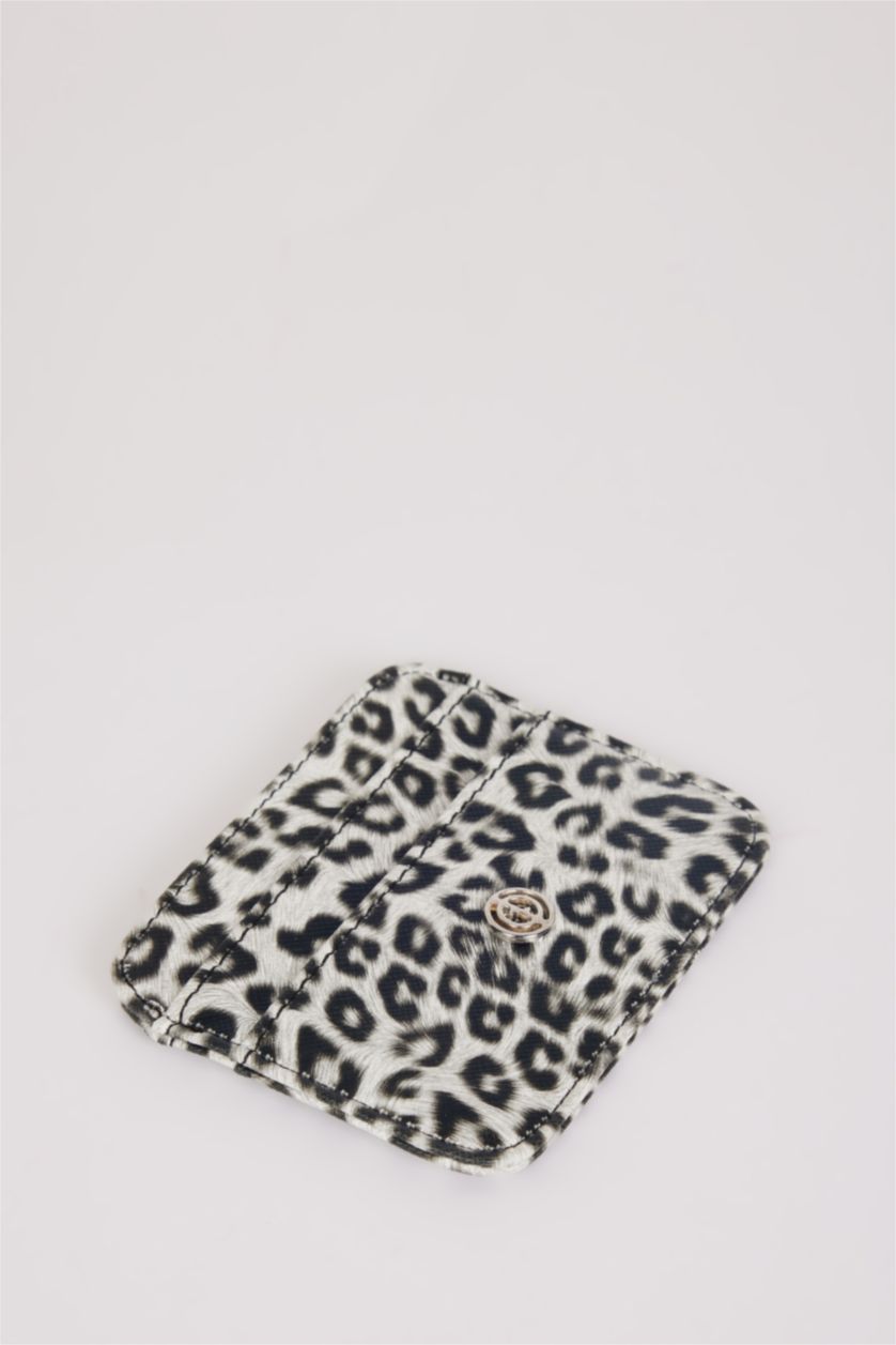 Woman Karma Woman Leopard Patterned Faux Leather Card Holder