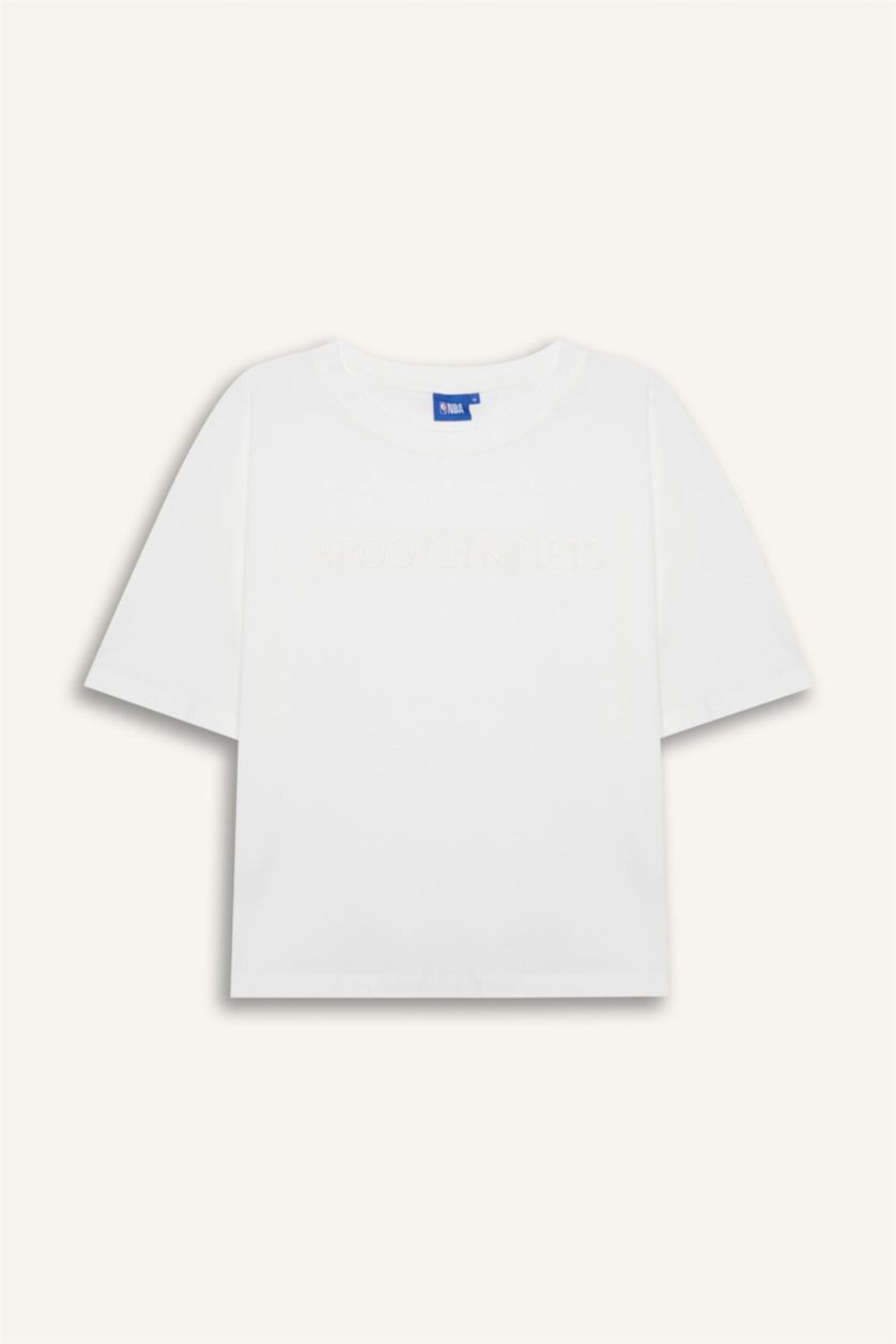 نساء بيج فاتح Woman Short Sleeve T-Shirt