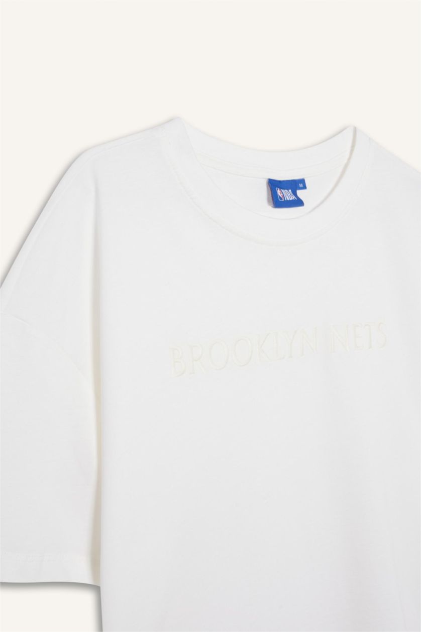 نساء بيج فاتح Woman Short Sleeve T-Shirt