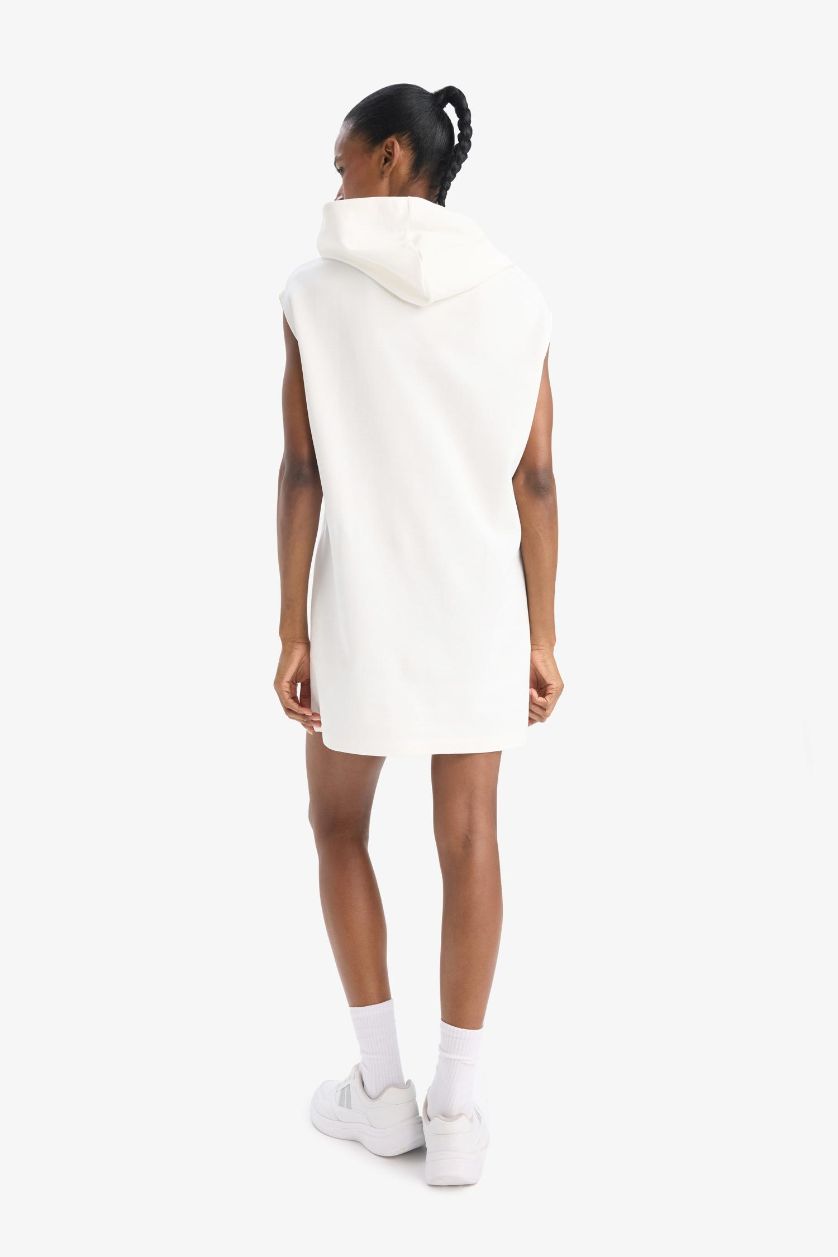 نساء بيج فاتح فستان اوفر سايز من DeFactoFit