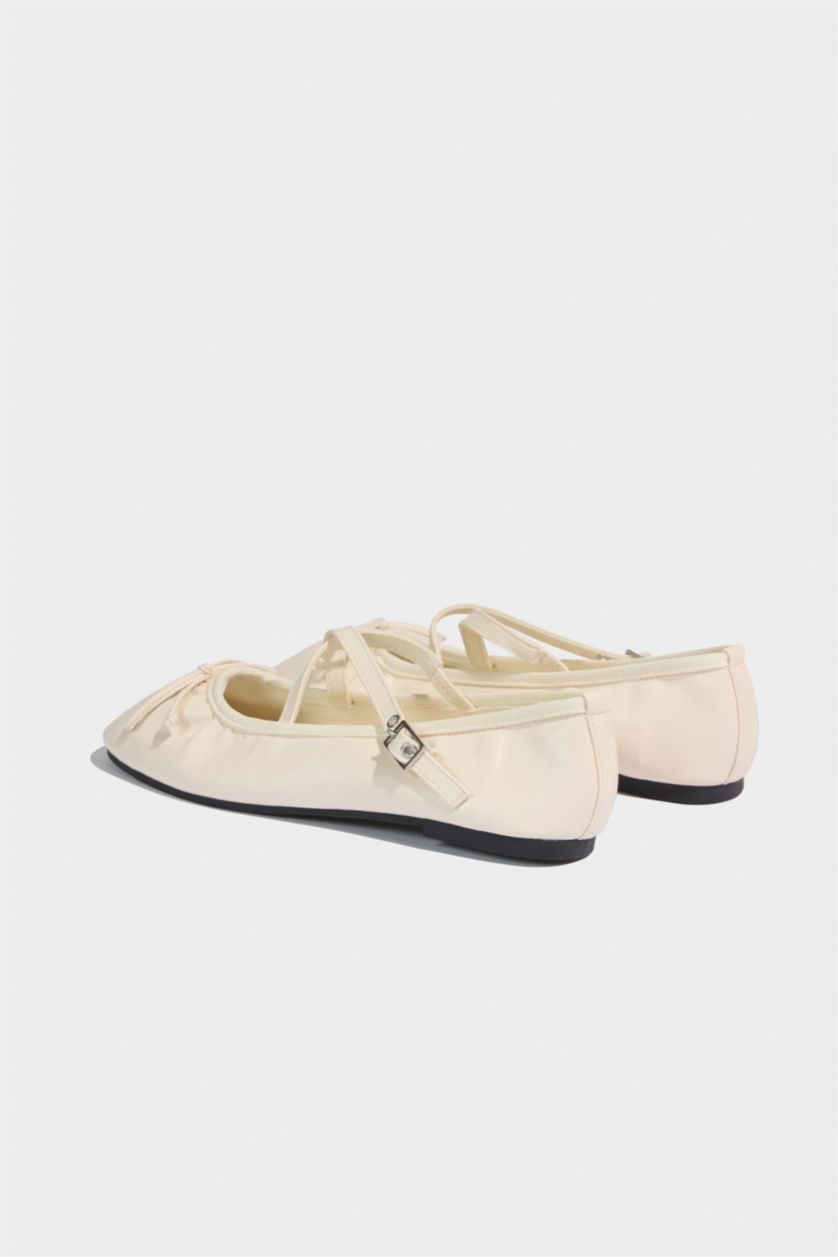 Woman Beige Woman Faux Leather Flat Shoes