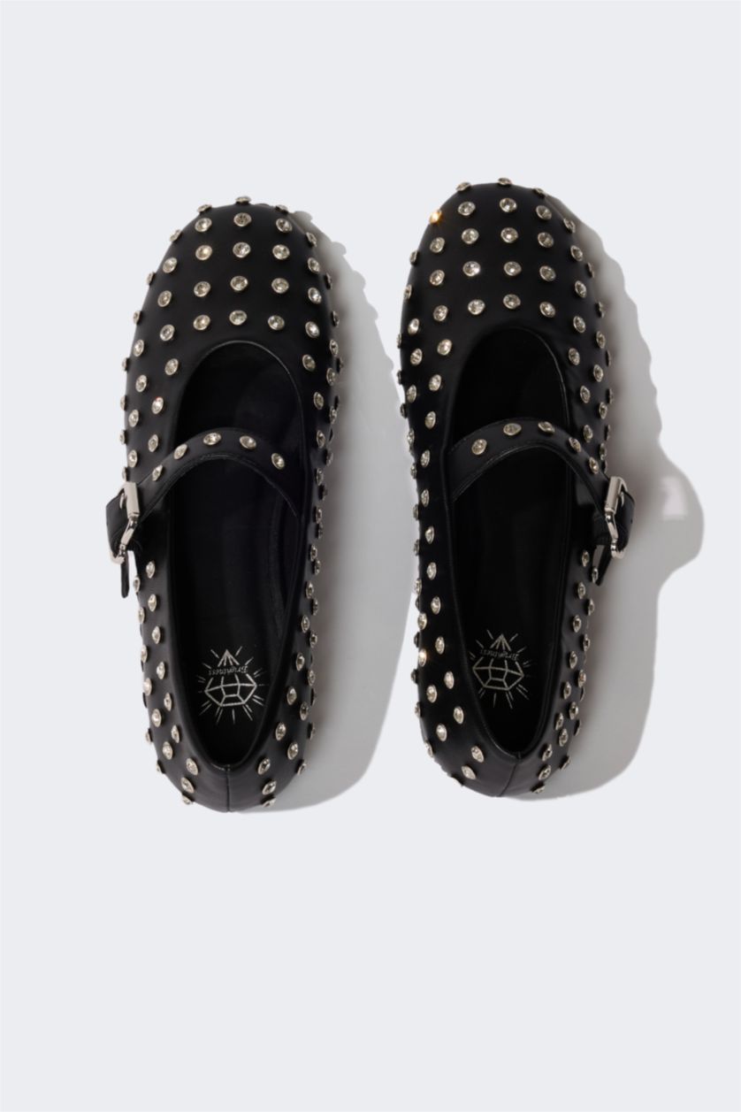 حريمي أسود شوز فلات حريمي أسود جلد صناعي بكعب مسطح