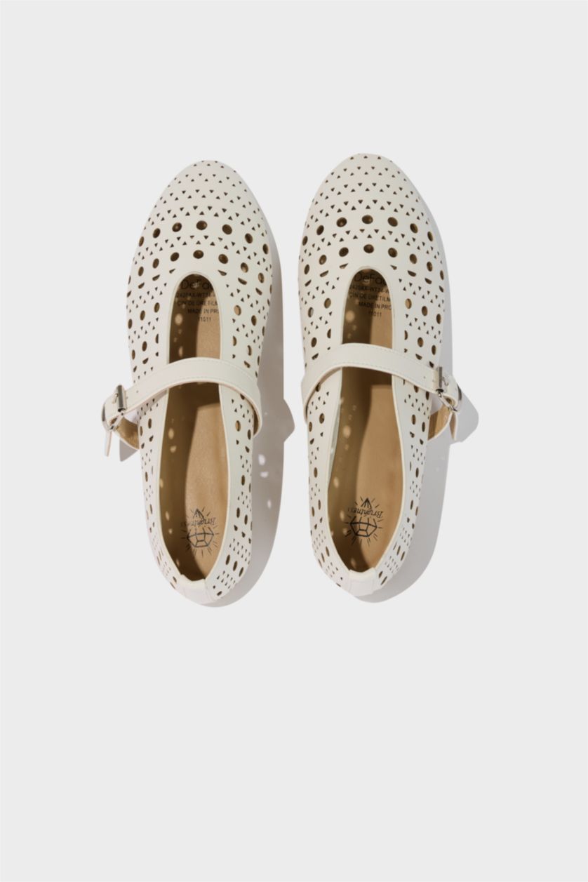 Woman White Woman Faux Leather Ballerina Flat Shoes