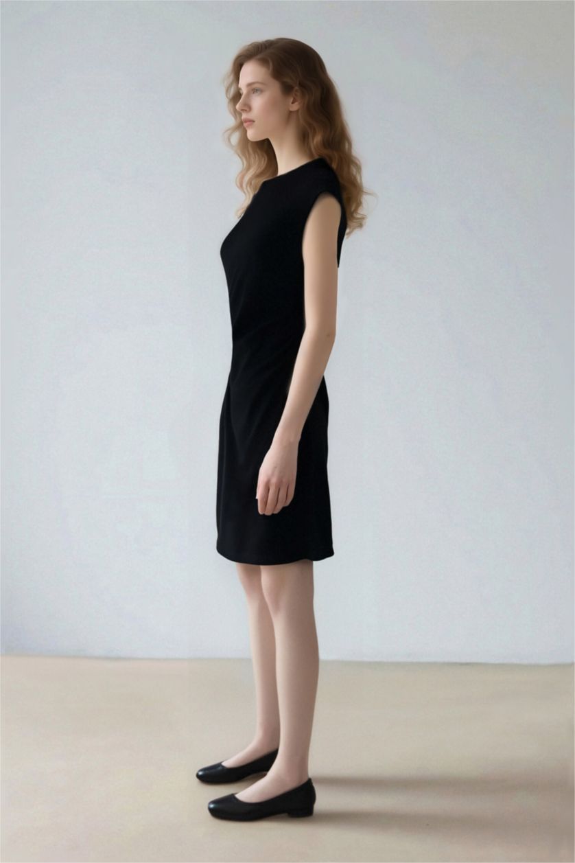 حريمي أسود فستان قصير نص كم مضلع بوديكون برقبة مستديرة