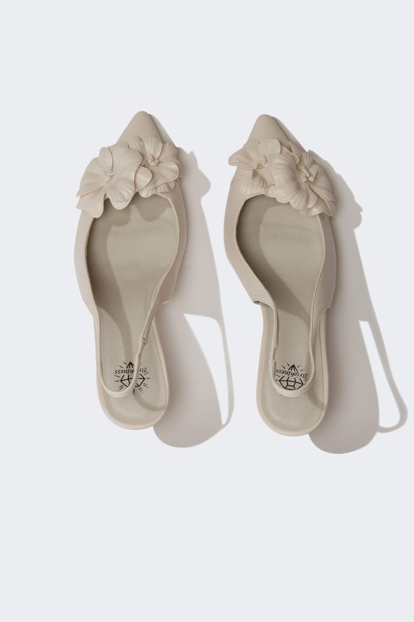 WOMAN White Woman Faux Leather Heeled Sandals