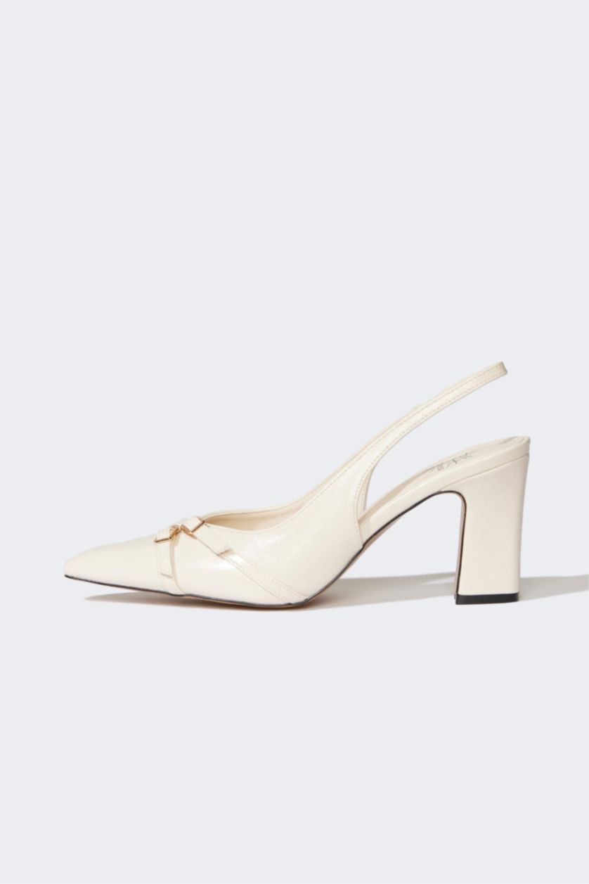 Woman Beige Woman Faux Leather Heeled Sandals