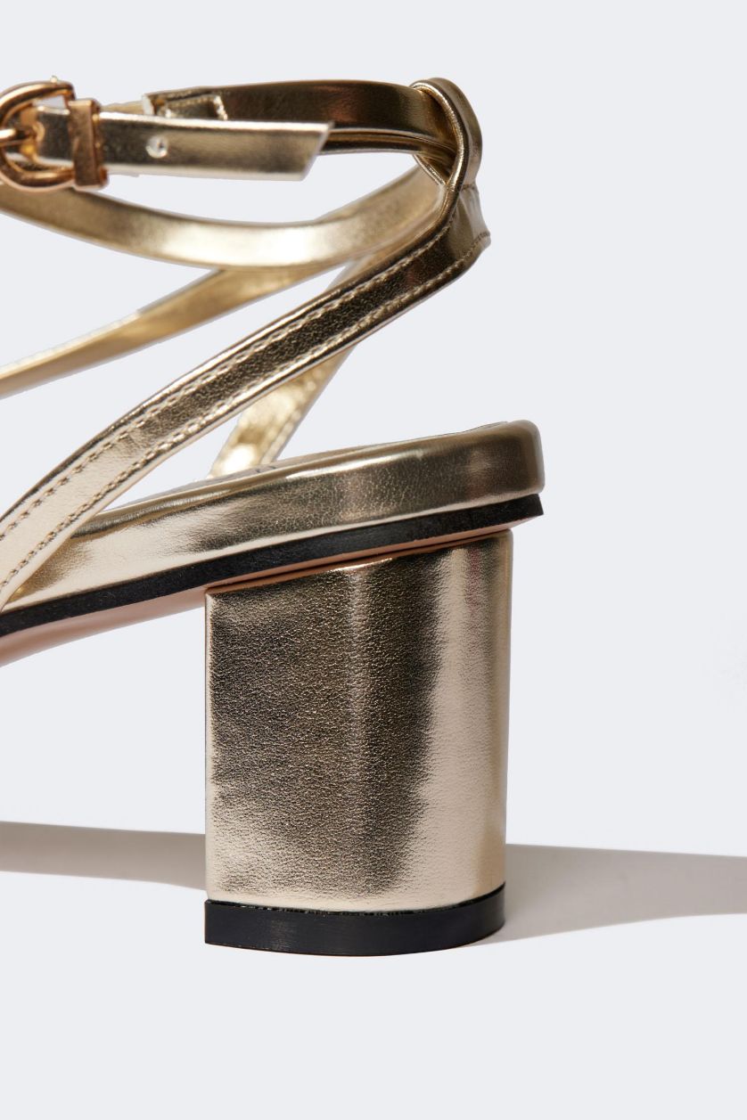 WOMAN GOLD Woman Faux Leather Heeled Sandals