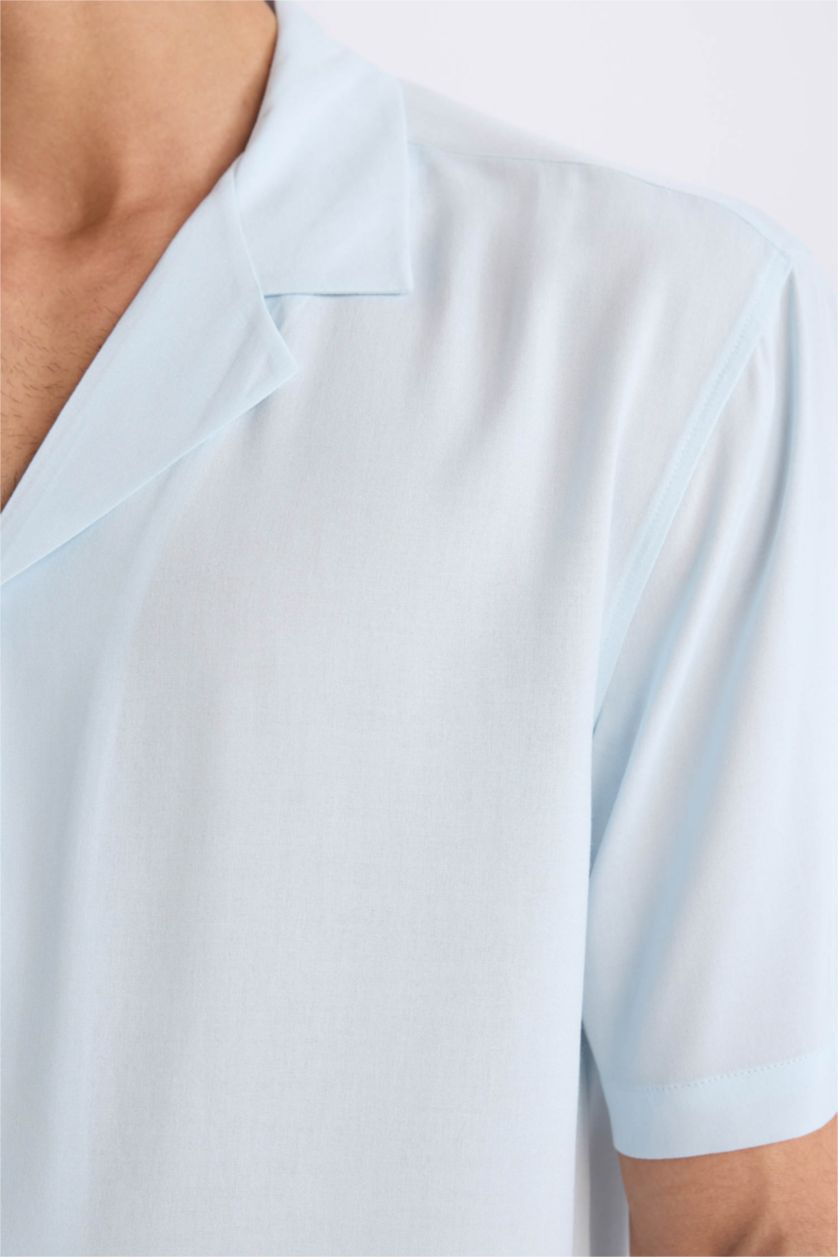 رجالي أزرق فاتح قميص نص كم قصة عادية بياقة عالية