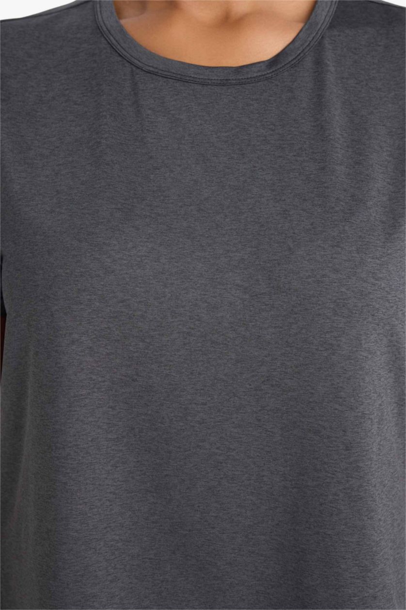 Kadın Siyah Bisiklet Yaka Sporcu Kısa Kollu Tişört