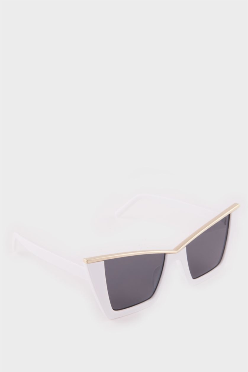 Kadın Beyaz Kadın Kedi Gözü Güneş Gözlüğü