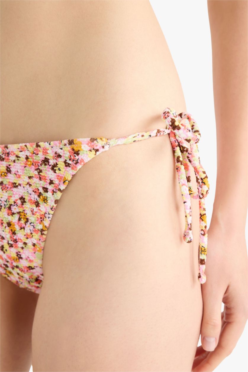 FEMME Rouge Bas de bikini froncé à lacets motif floral Coupe régulière