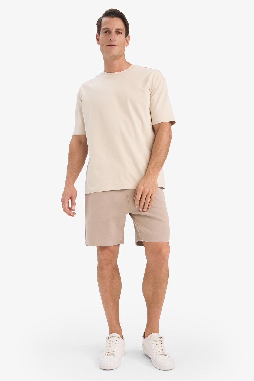 Erkek Bej Erkek Beli Bağcıklı Cepli Basic Düz Şort