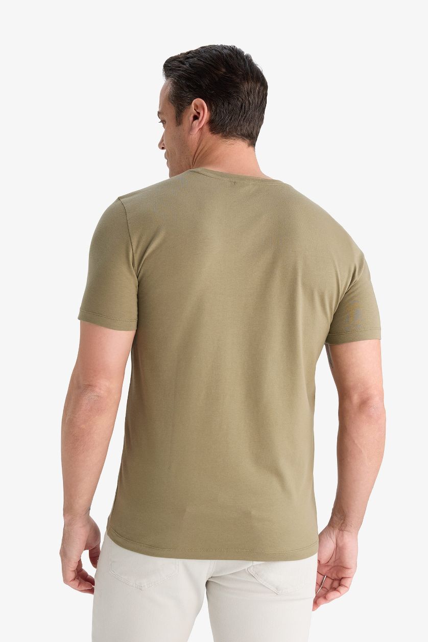 Erkek Açık Haki Slim Fit Dar Kesim Bisiklet Yaka Esnek Kumaş Kısa Kollu Tişört