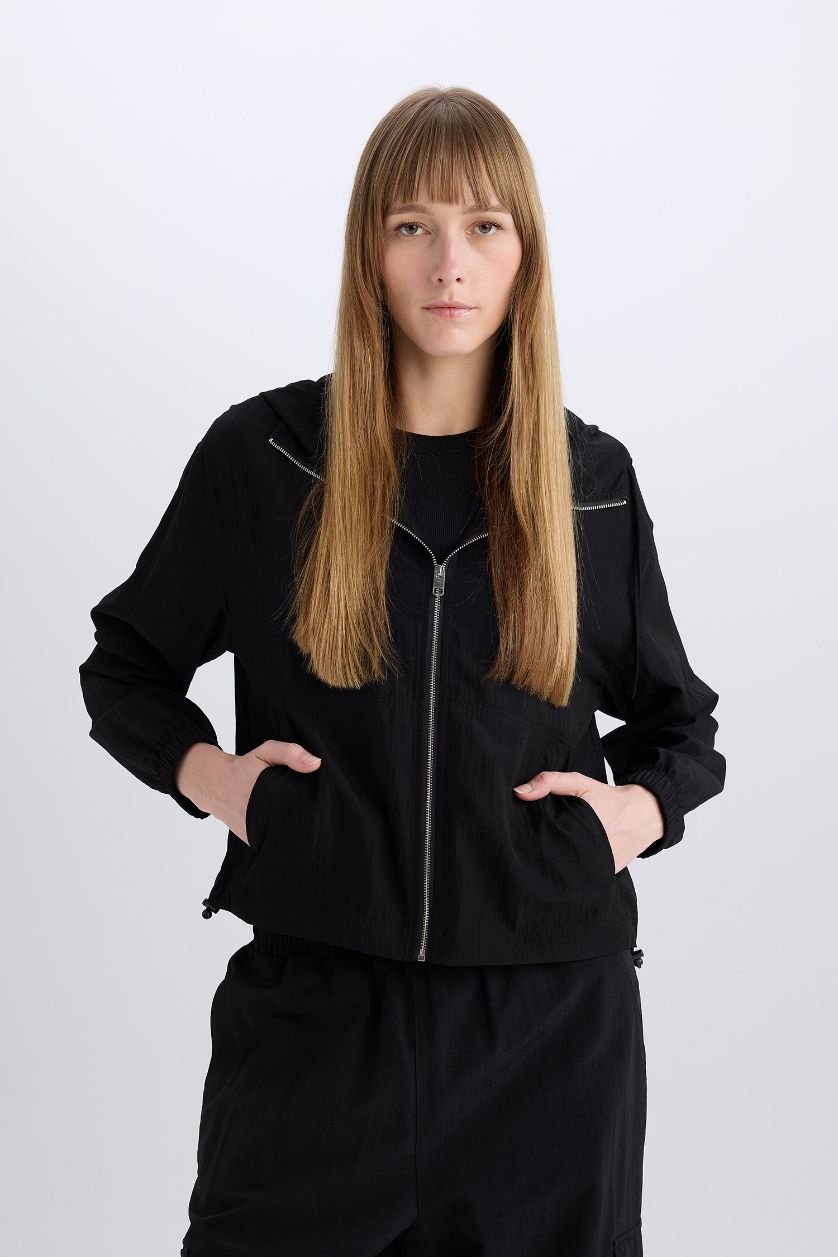 نساء أسود معطف مطر قصة عادية بغطاء للرأس مقاوم للماء