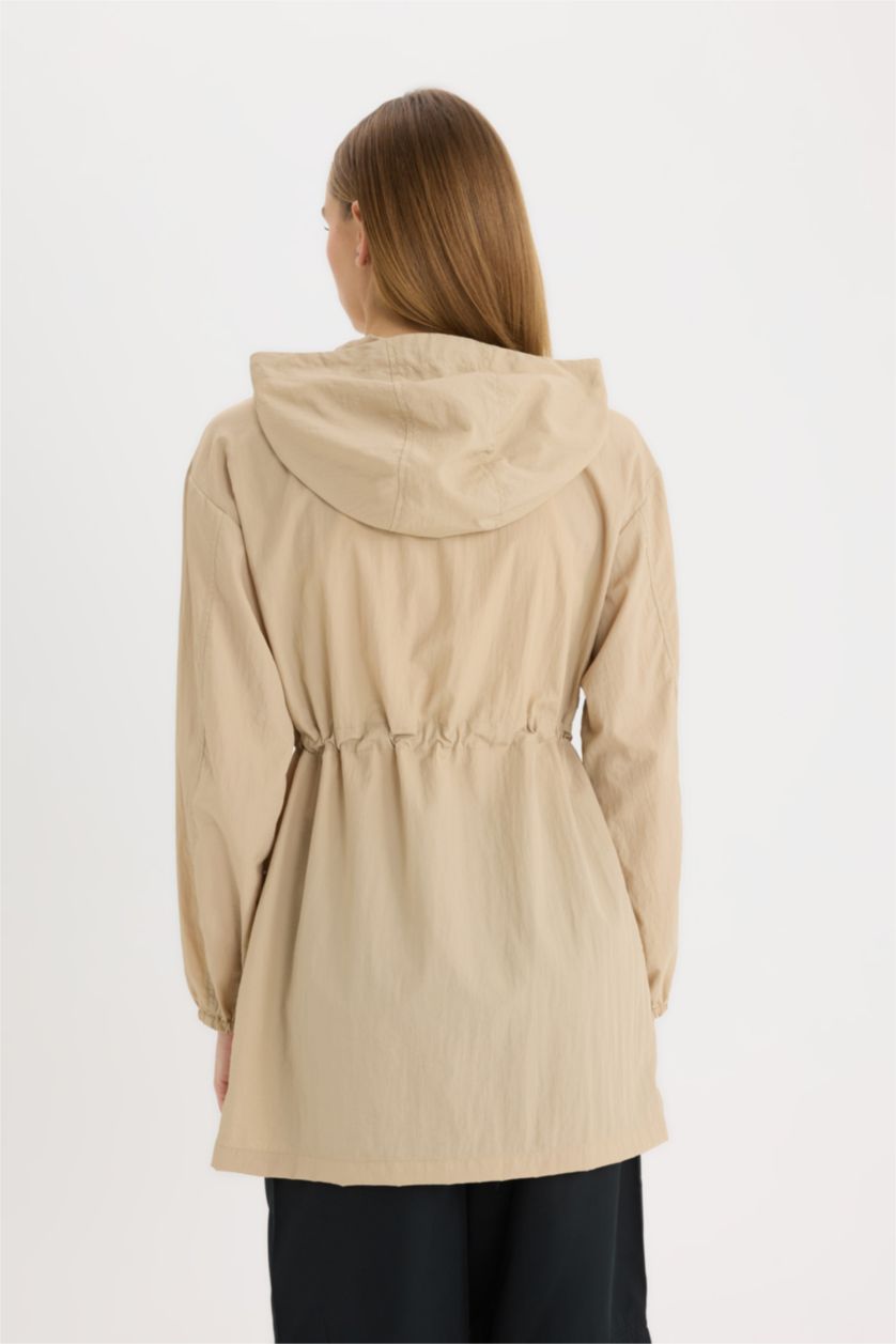 Kadın Bej Su Geçirmez Yağmurluk