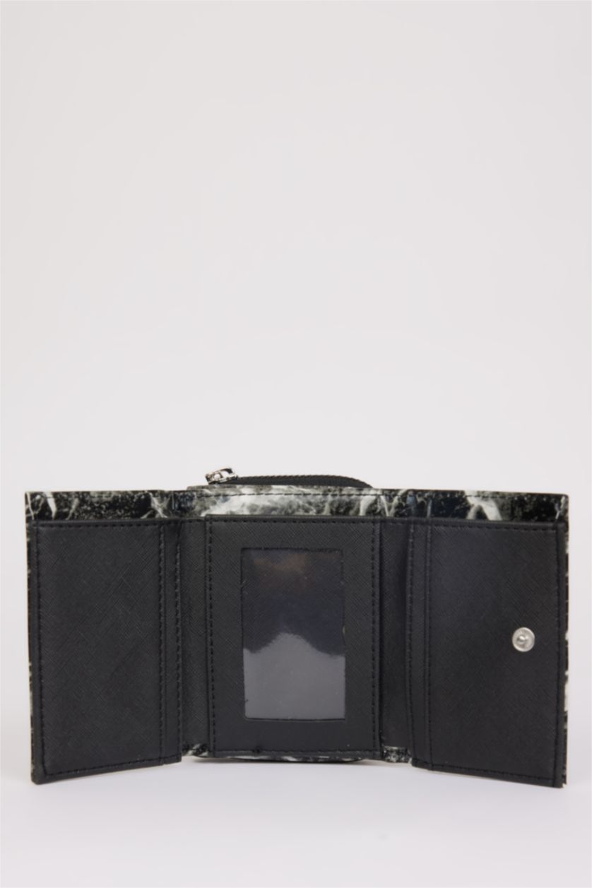 Woman Black Woman Faux Leather Wallets
