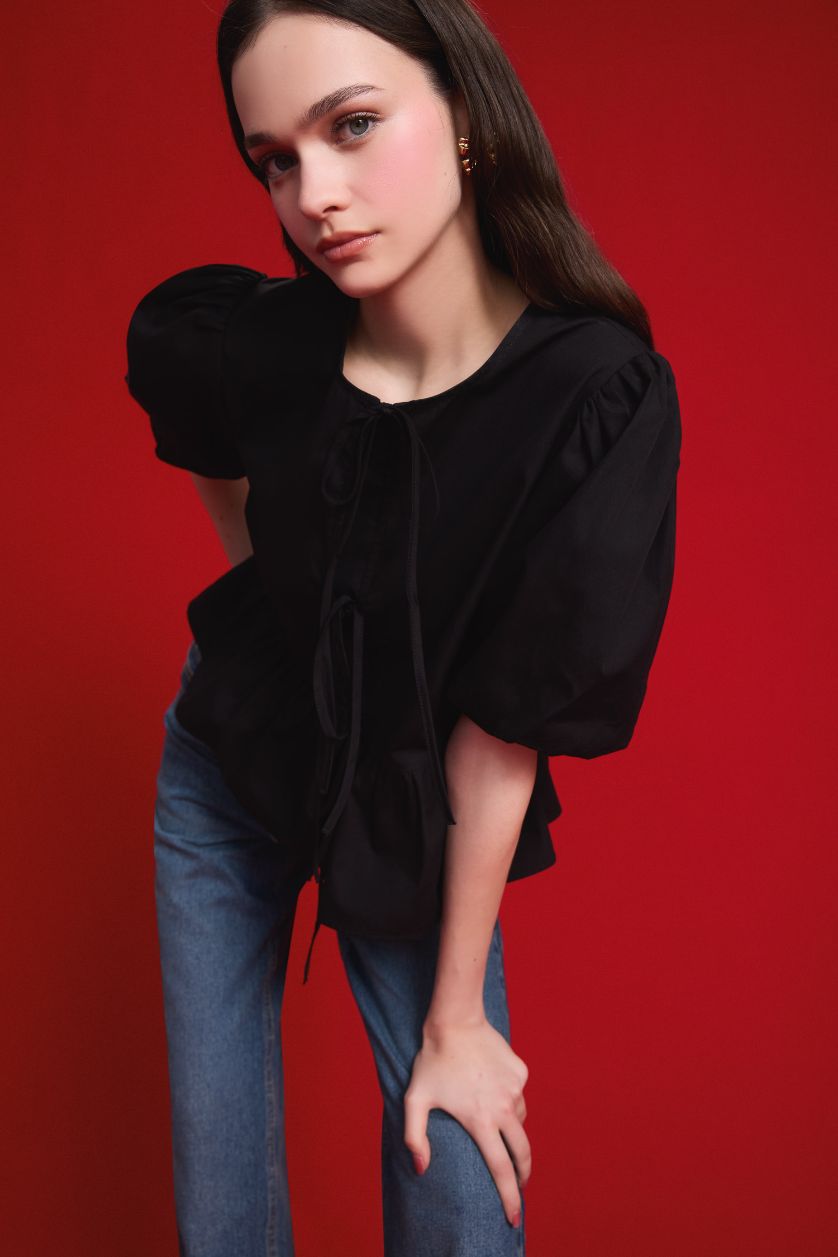 WOMAN Black Crew Neck Short Sleeve Blouse