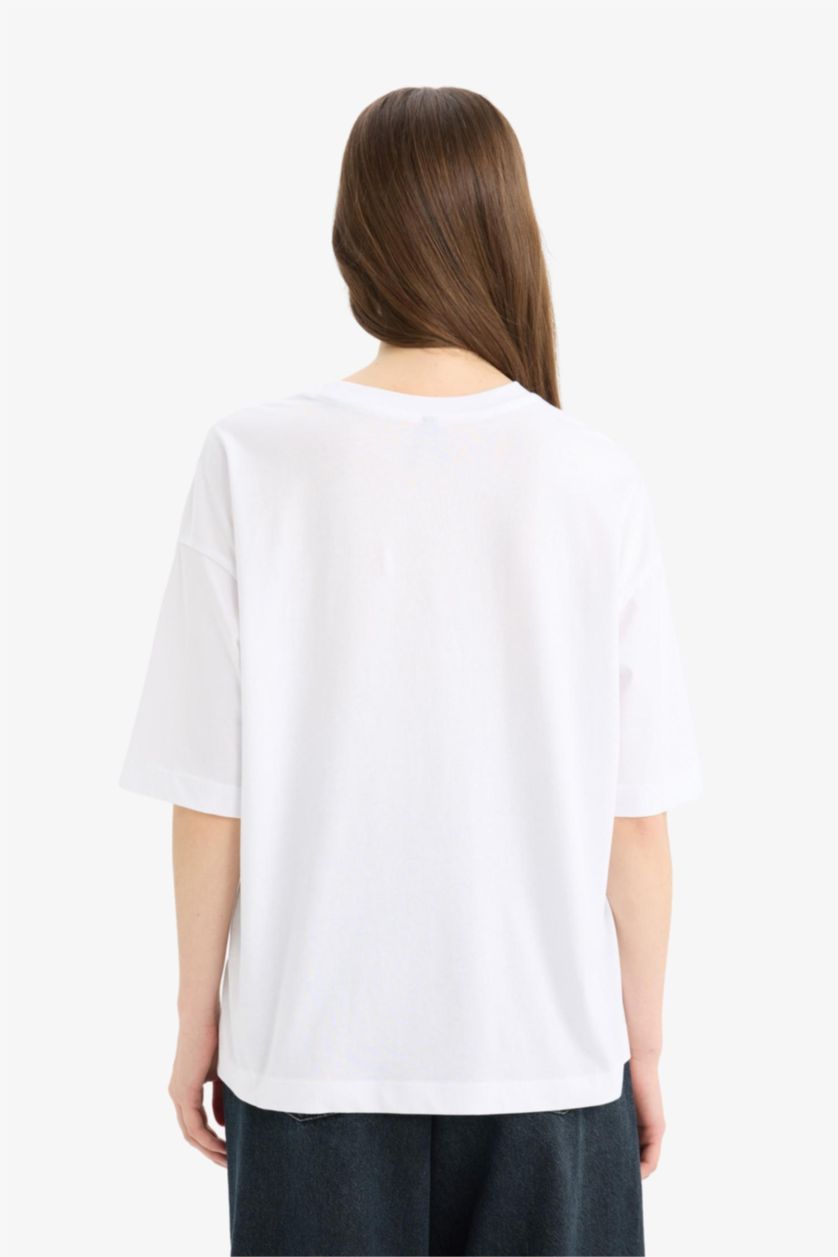 Kadın Beyaz Oversize Geniş Kalıp Bisiklet Yaka Baskılı Penye Kısa Kollu Tişört