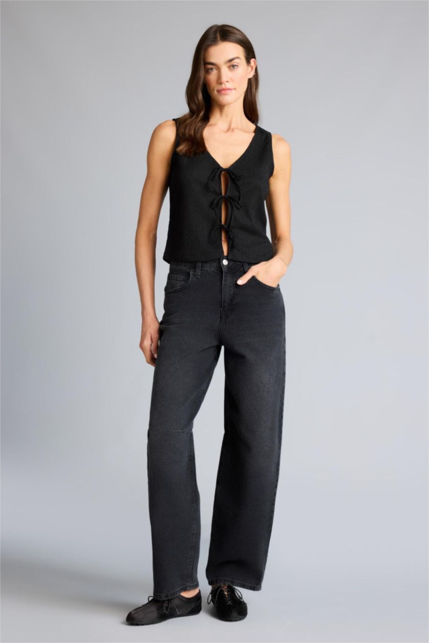 حريمي أسود تانك توب قصة عادية بياقة V