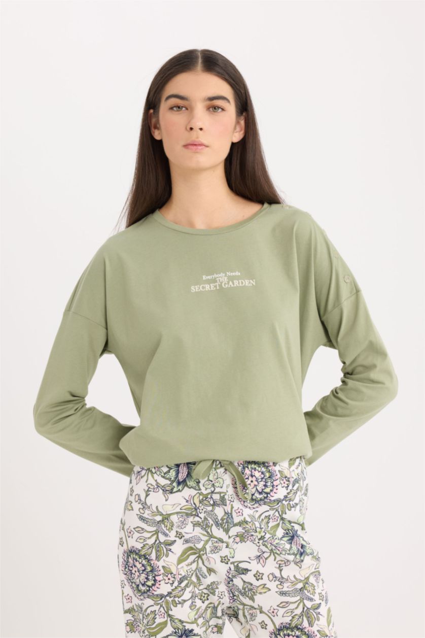 FEMME Kaki Ensemble Pyjama Top à manches longues et pantalon à motifs de Fall in Love