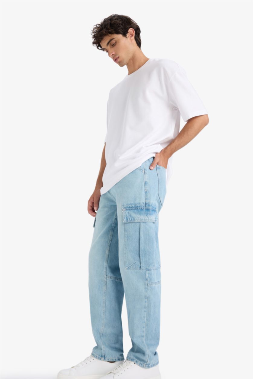 MAN Light Blue Relax Fit Regular Hem Jeans