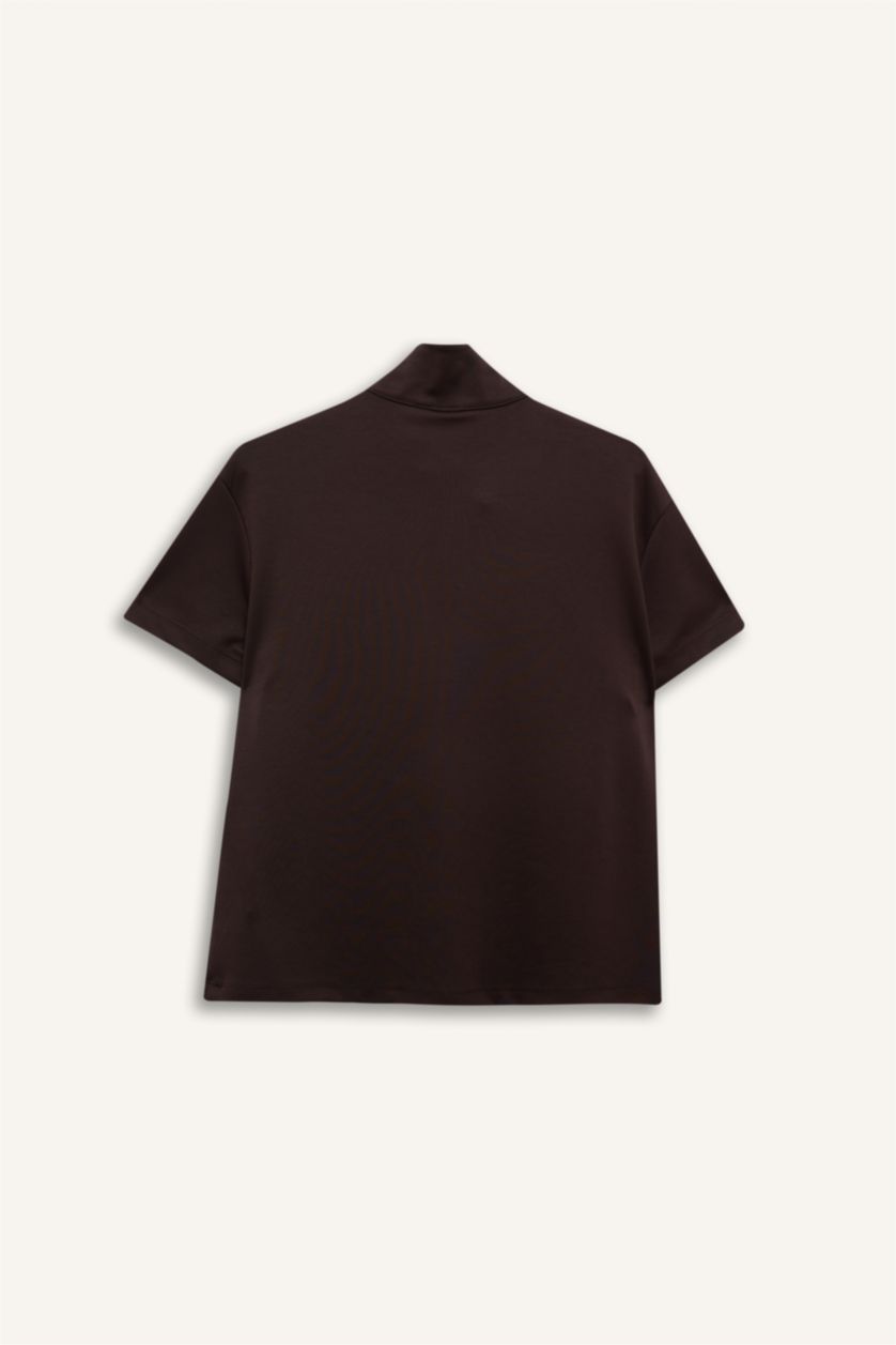 Kadın Kahve Standart Fıt Dik Yaka Sporcu Modal Kısa Kollu Tişört