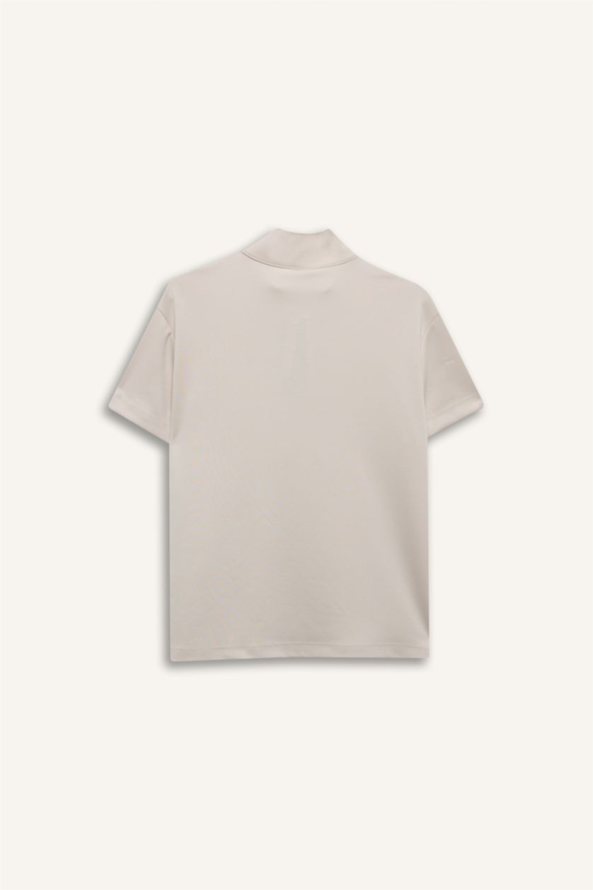 Kadın Ekru Standart Fıt Dik Yaka Sporcu Modal Kısa Kollu Tişört