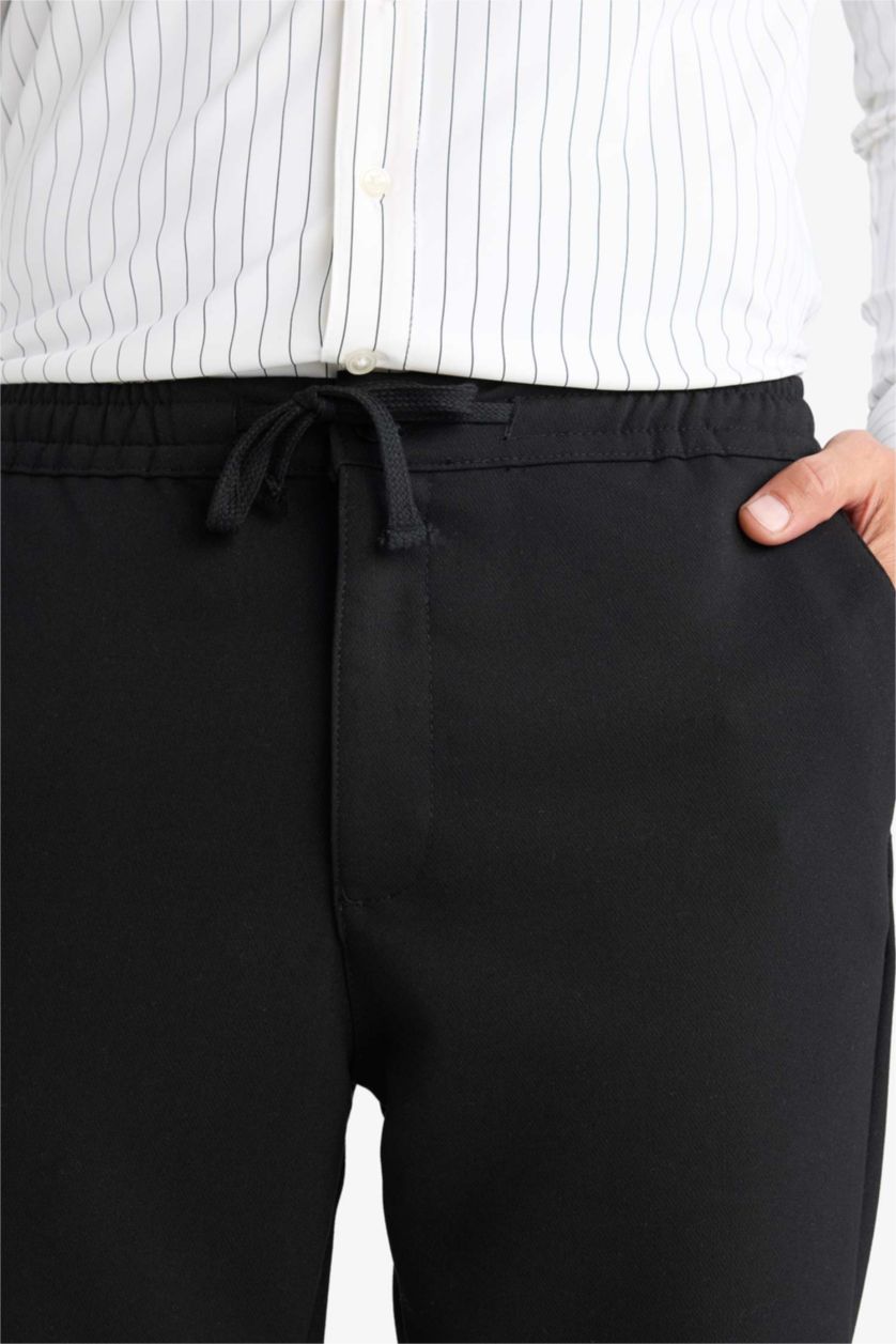 Erkek Siyah Regular Fit Normal Kesim Kumaş Pantolon Cepli Düz Paça
