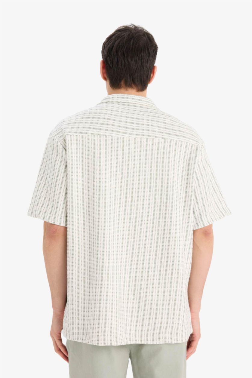 Erkek Açık Haki Relax Fit Apaş Yaka Kısa Kollu Yazlık Çizgili Gömlek