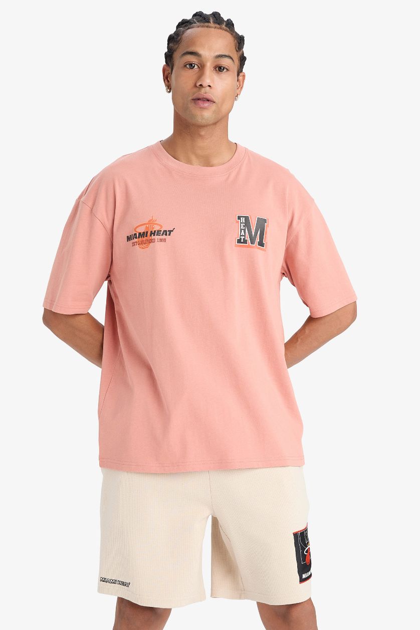 MAN Rose DeFactoFit NBA Miami Heat Oversize Fit T-Shirt