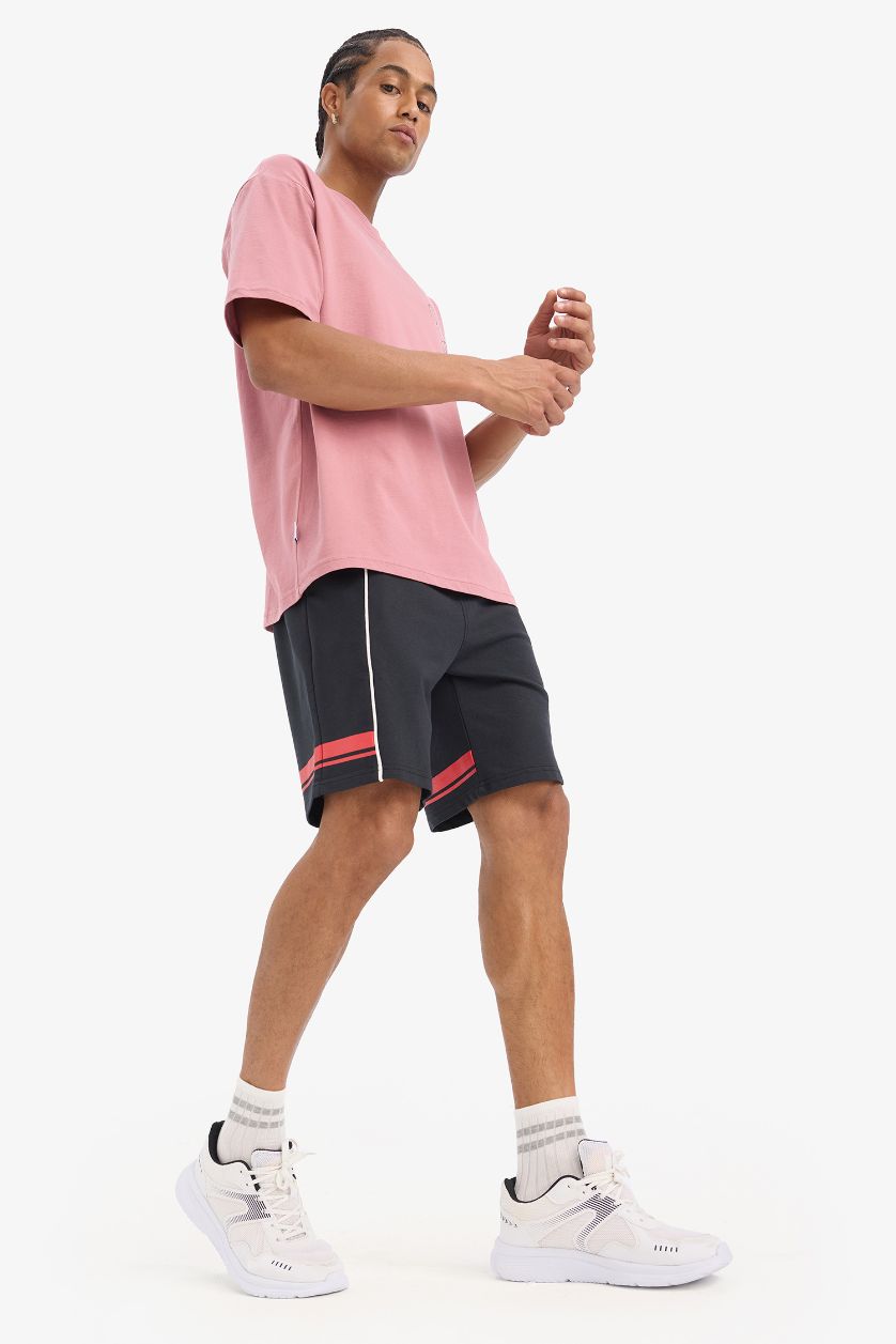 MAN Black DeFactoFit NBA Chicago Bulls Standard Fit Shorts