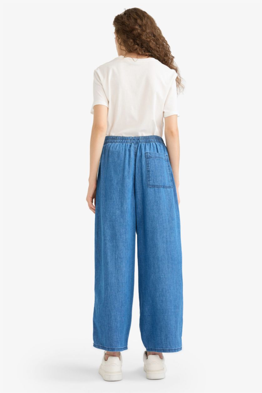 Kadın Koyu Mavi Culotte Beli Lastikli Kısa Paça Bilek Boy Jean Pantolon