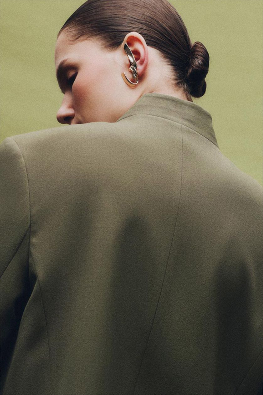 Kadın Altın Kadın Gold Detaylı Küpe