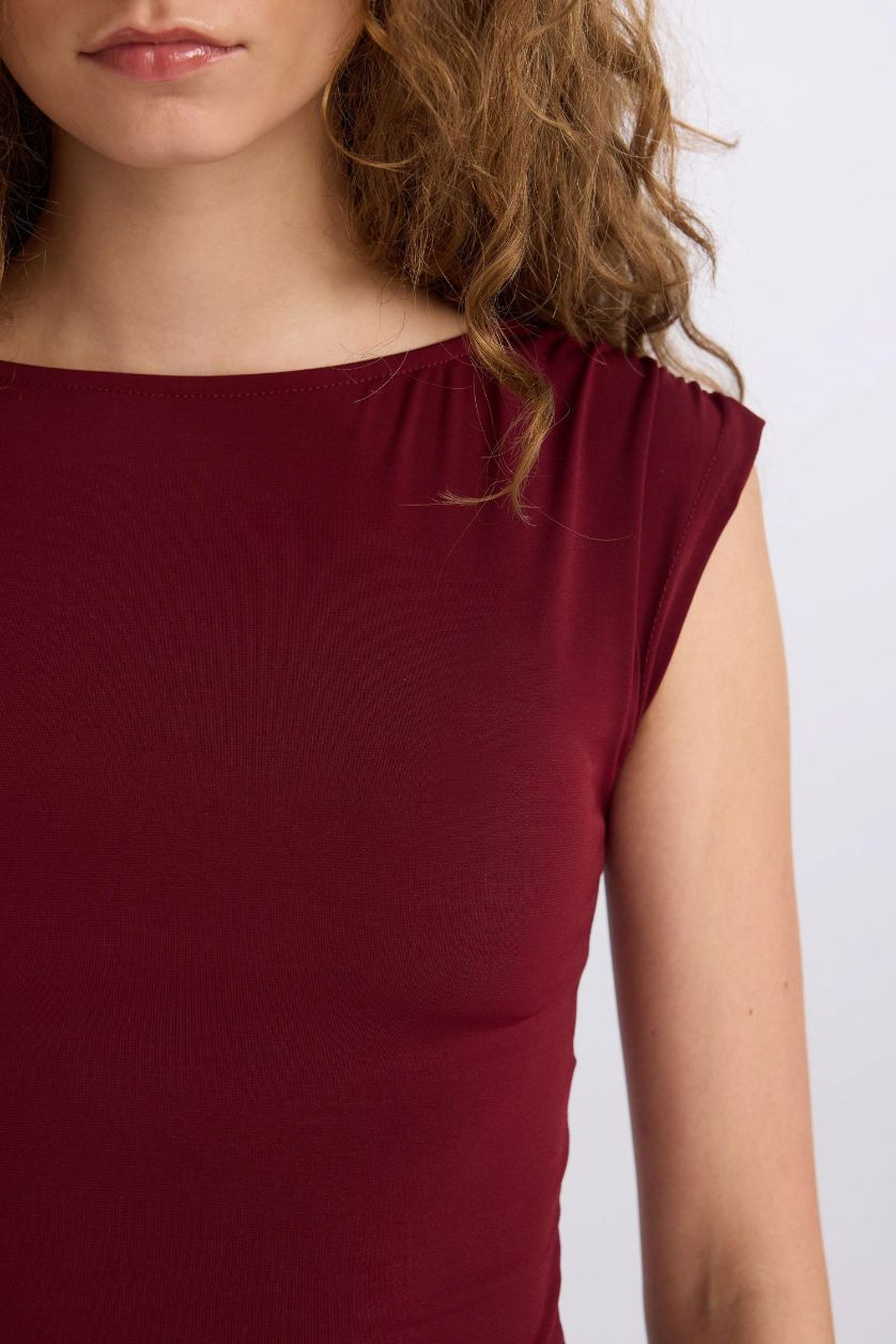 WOMAN Bordeaux Slim Fit Crew Neck Short Sleeve T-Shirt