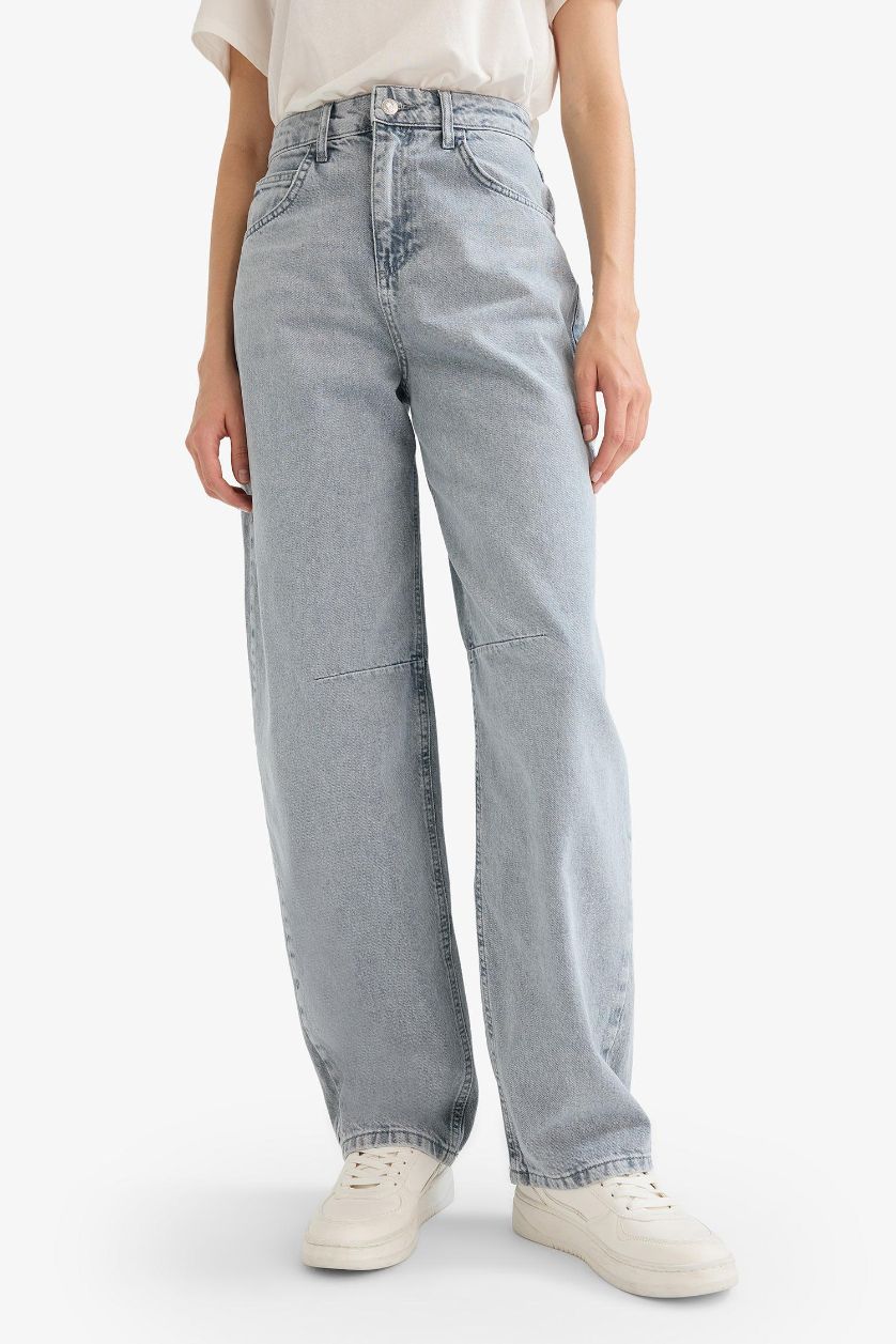 Woman Grey Baggy Fit High Waist Long Washed Jeans