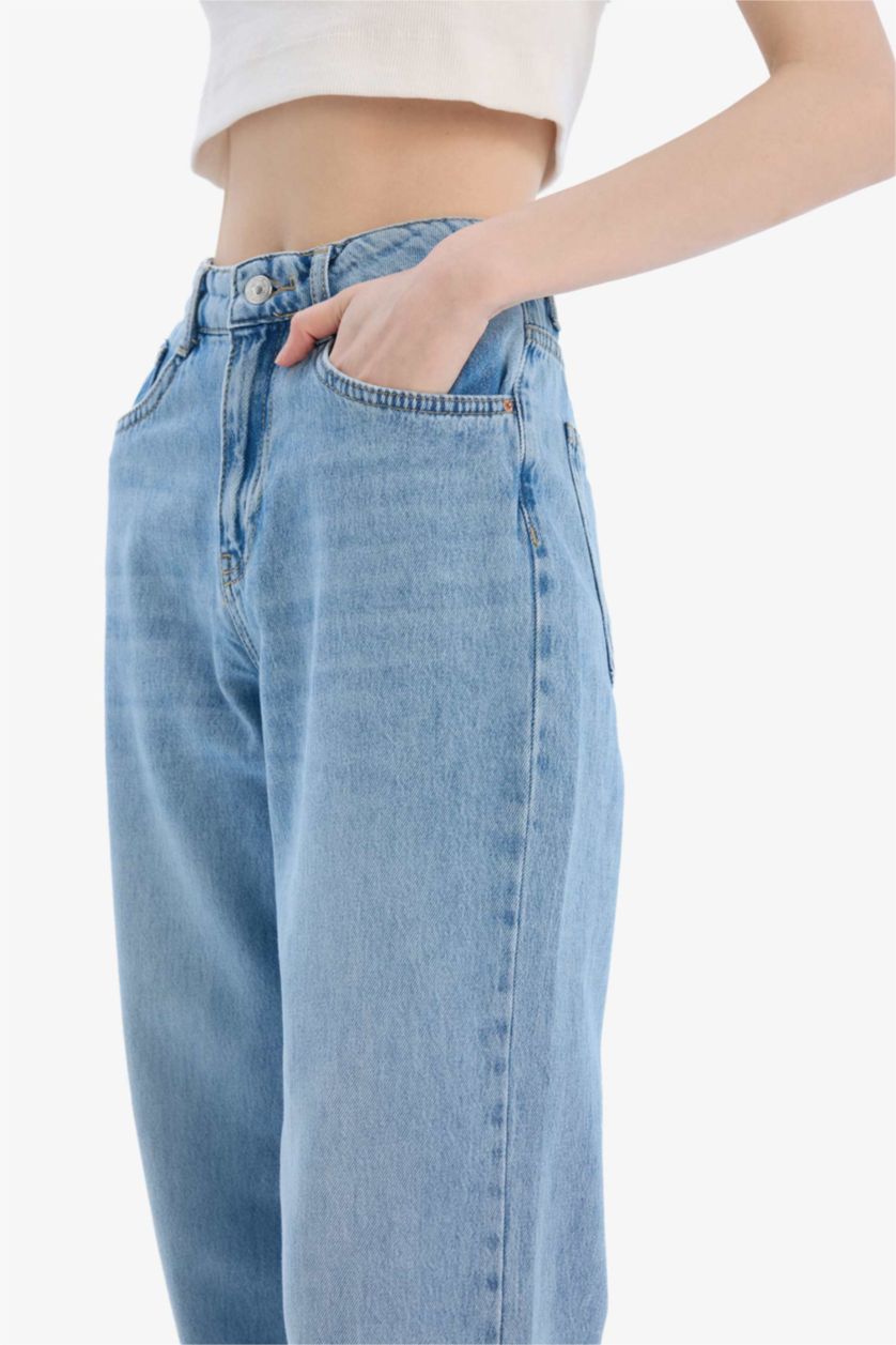 Woman Light Blue Straight Wide High Waist Long Washed Jeans