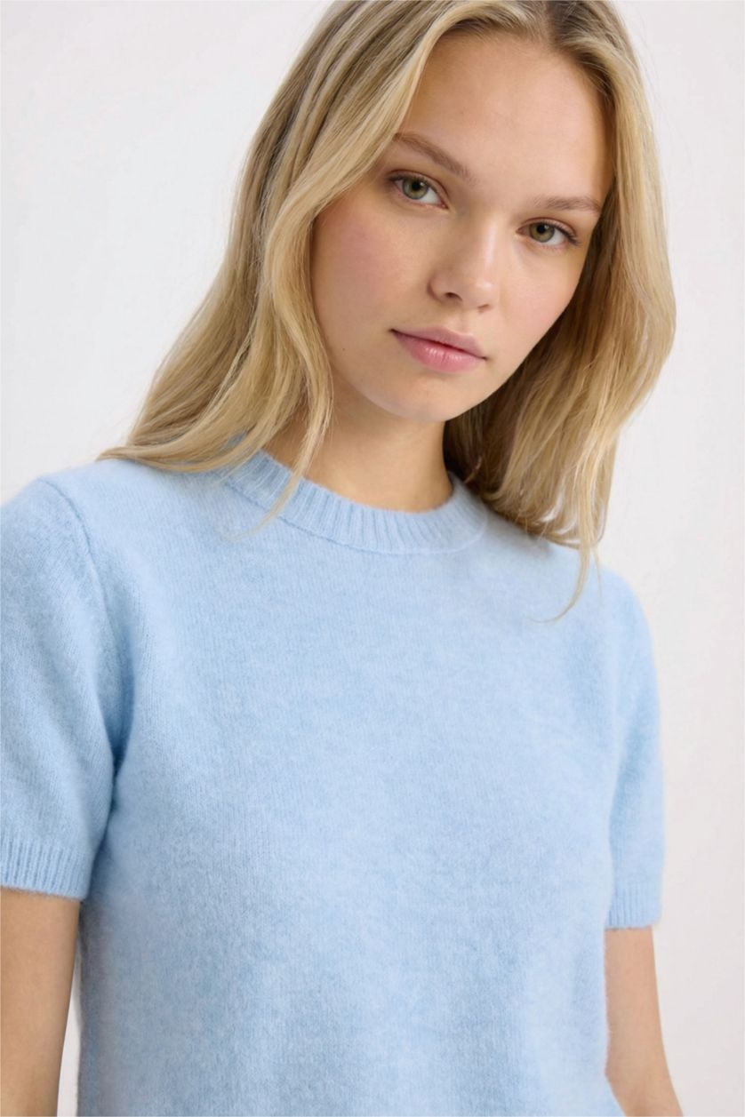 Kadın Mavi Regular Fit Bisiklet Yaka Basic Düz Triko Kısa Kollu Tişört  Kazak