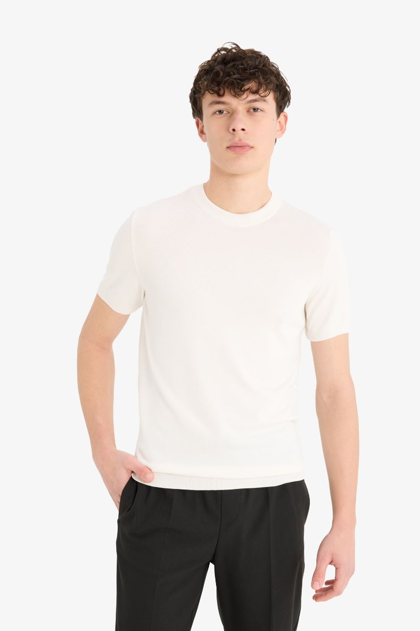MAN White Standard Fit Crew Neck Knitwear T-Shirt