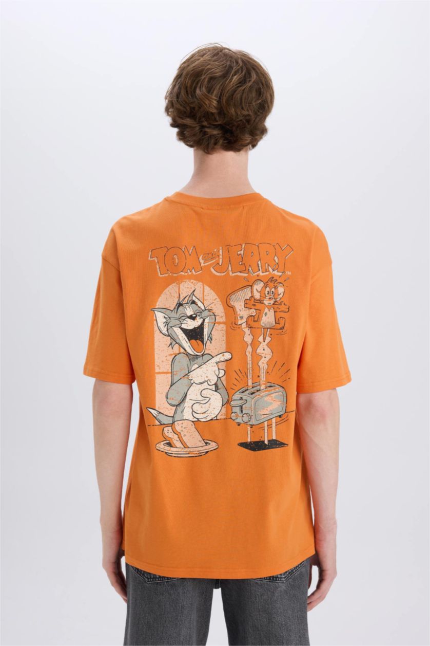 Erkek Turuncu %100 Pamuk Tom & Jerry Boxy Fit Bisiklet Yaka Sırt Baskılı Kısa Kollu Tişört