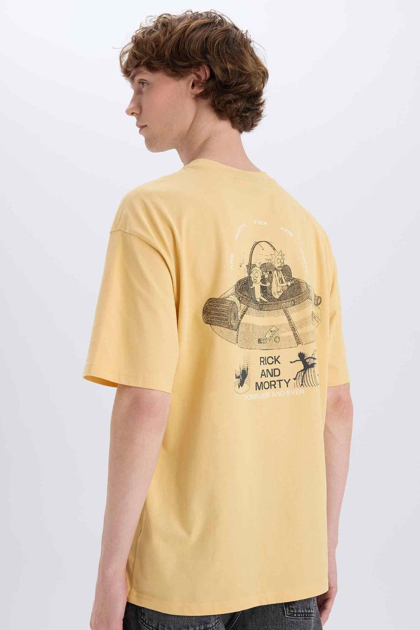 Erkek Açık Sarı %100 Pamuk Rick and Morty Boxy Fit Bisiklet Yaka Sırt Baskılı Kısa Kollu Tişört