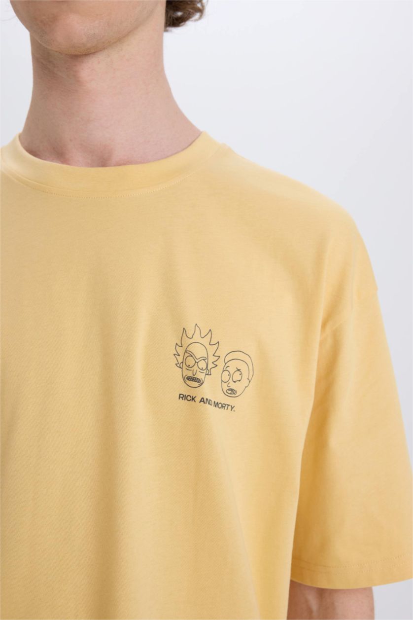 Erkek Açık Sarı %100 Pamuk Rick and Morty Boxy Fit Bisiklet Yaka Sırt Baskılı Kısa Kollu Tişört