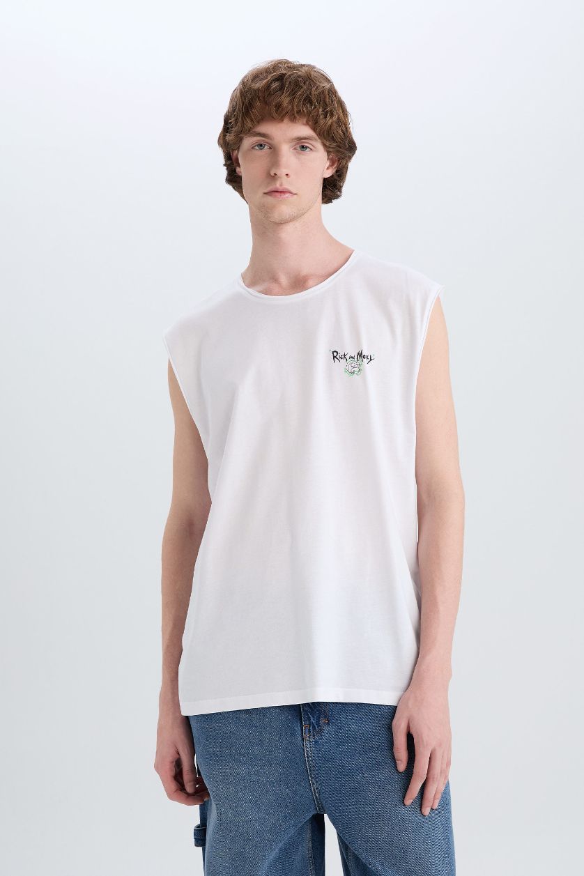 Erkek Beyaz %100 Pamuk Rick and Morty Boxy Fit Bisiklet Yaka Sırt Baskılı Atlet