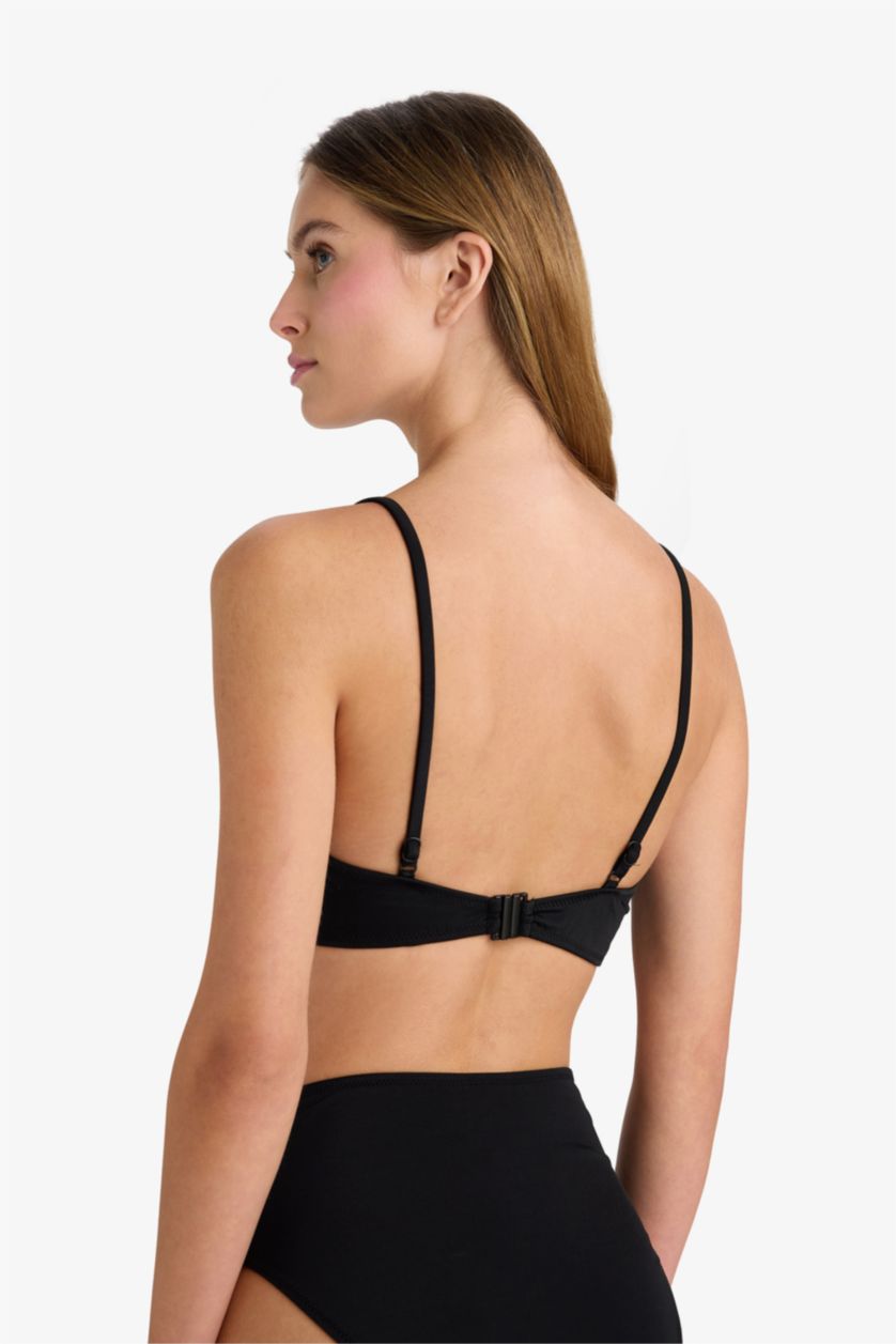 Kadın Siyah Regular Fit Nakışlı Bikini Üstü