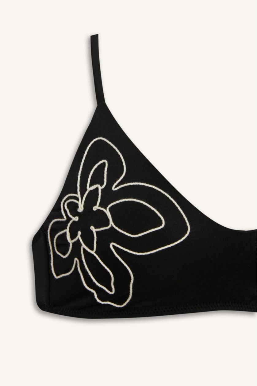 Kadın Siyah Regular Fit Nakışlı Bikini Üstü
